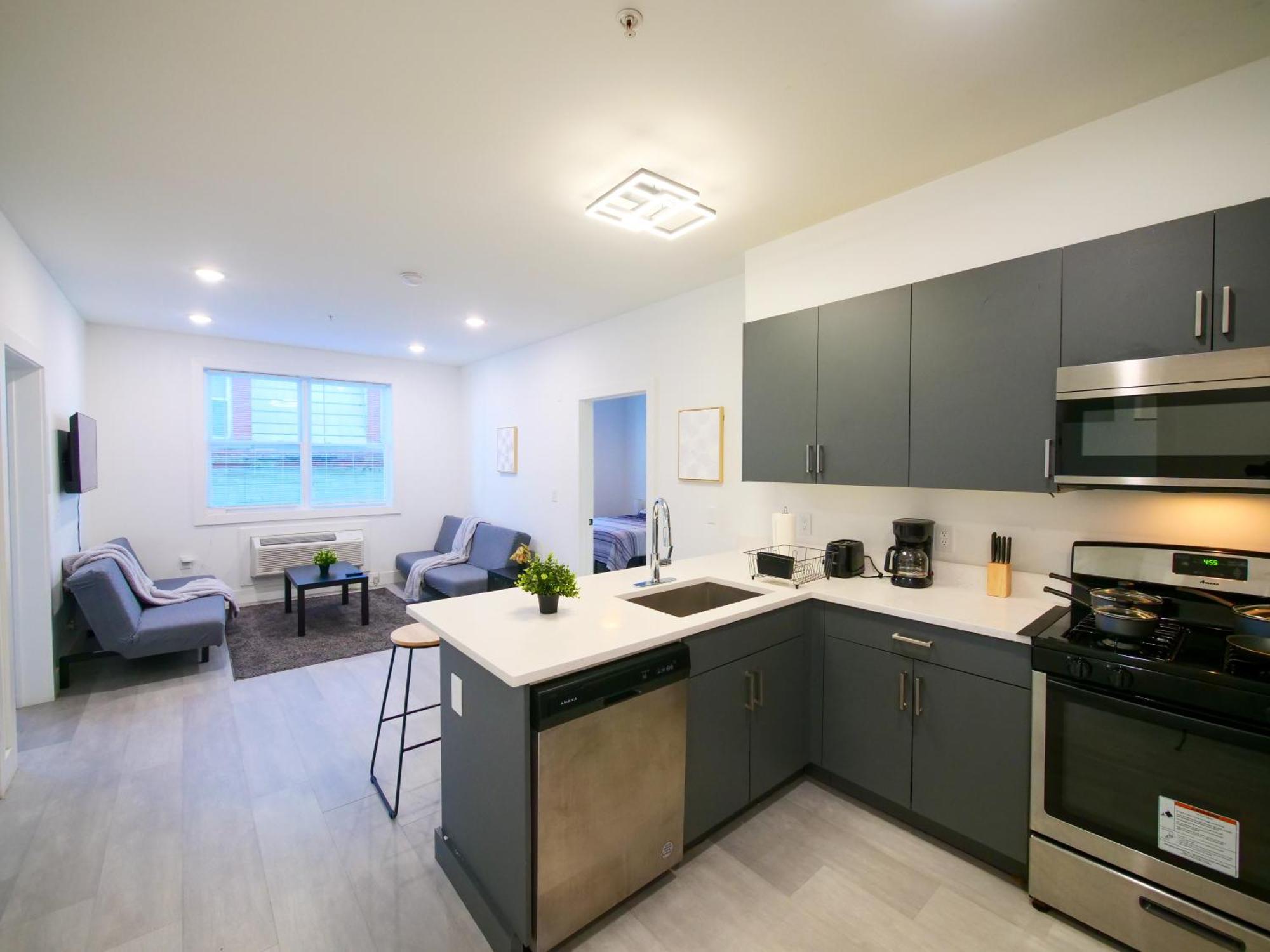 New Modern Serenity- 2Br Retreat Near New York City 巴约讷 外观 照片